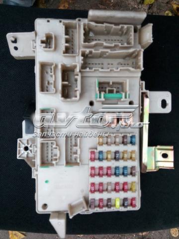 Реле запобіжників 8273033010 TOYOTA