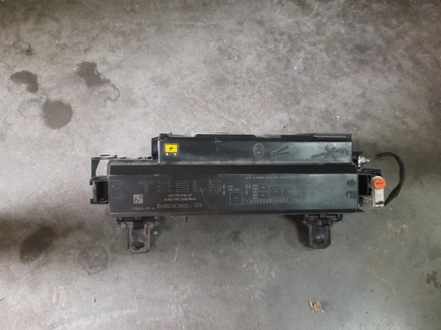Коробка запобіжників 109440500D TESLA