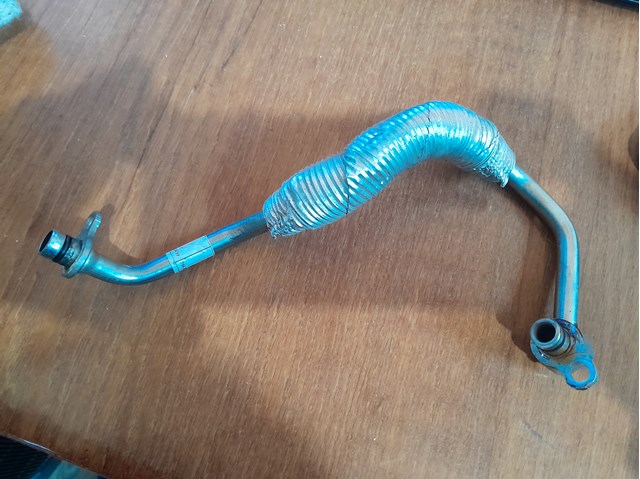 Шланг/патрубок рідинного охолодження турбіни, подача 11537643094 BMW