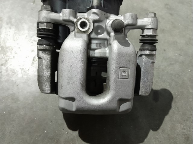 Супорт гальмівний задній правий 13529259 GM