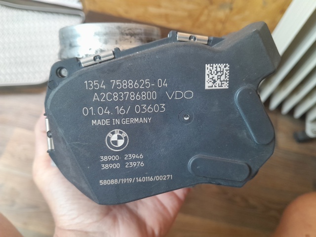 Блок дросельної заслінки 13547588625 BMW
