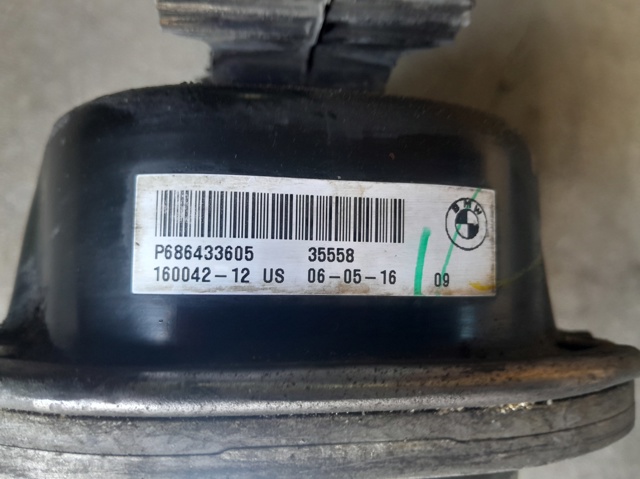 Права опора двигуна 22116864336 BMW