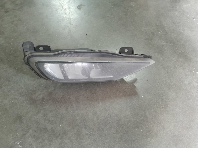 Туманка права 31395866 VOLVO