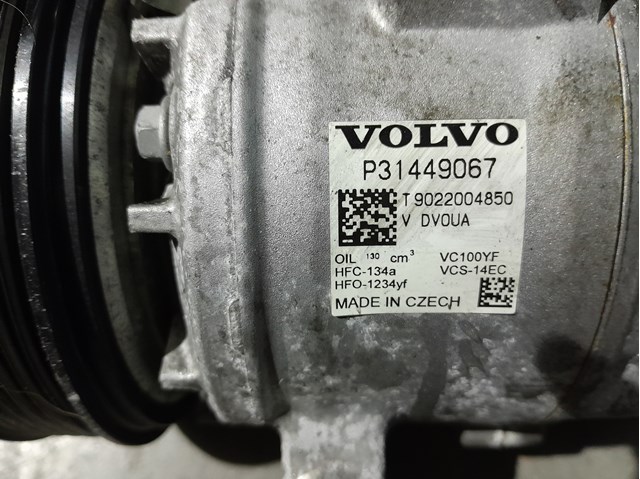Компресор кліматичної установки 31449067 VOLVO