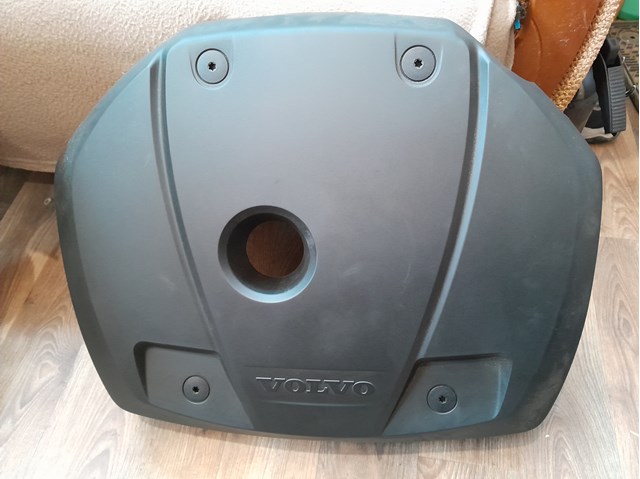 Кришка двигуна декоративна 31657647 VOLVO