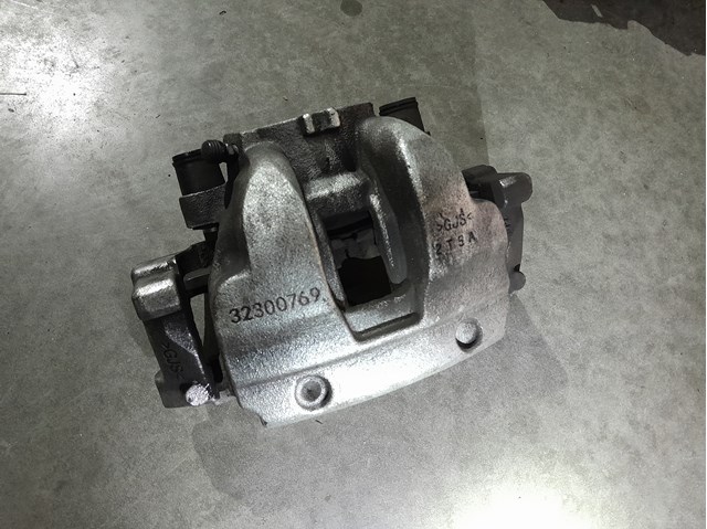 Супорт гальмівний, передній, правий 32300769 VOLVO