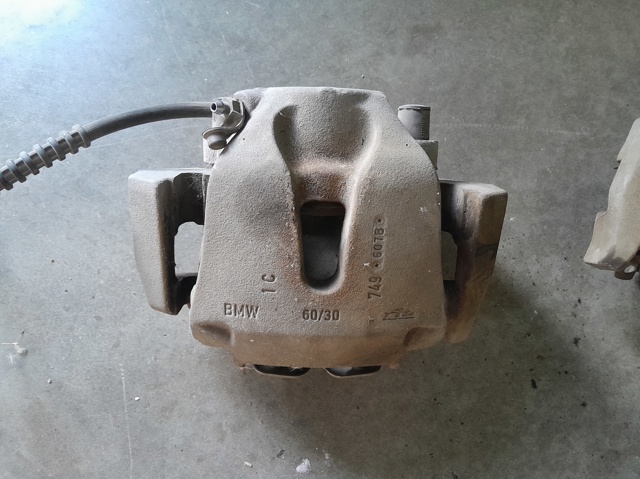Супорт тормзной 34116776783 BMW