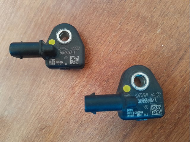 Датчик подушки безпеки 3Q0959651A VAG