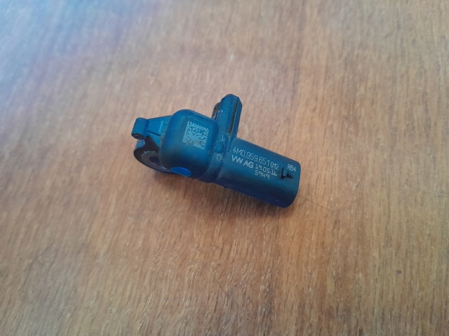 Датчик подушки безпеки 4M0959651 VAG