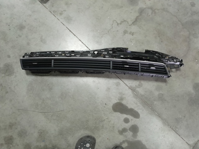 Решітка повітроводу 4M1820902N6PS VAG