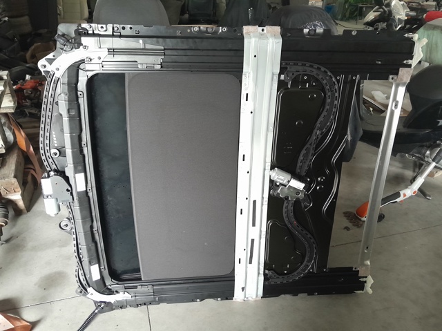 Панель люка 54107458888 BMW