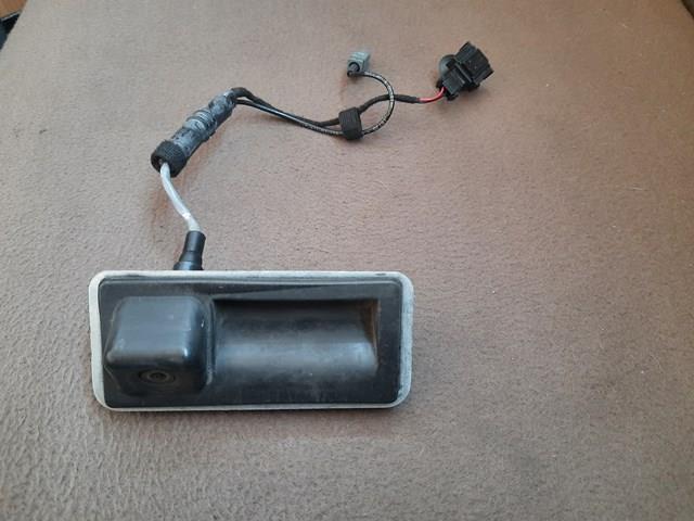 Кнопка електричного приводу замка багажного відсіку з камерою audi a7 4g 3.0l cgxb 2012 5N0827566AA