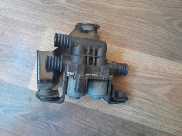 Кран системи опалення 64116910544 BMW