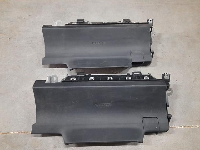 Подушка безпеки, водійська, AIRBAG, захисту колін 7390048081C0 TOYOTA