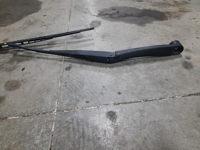 Поводок двірника 98301B2000 HYUNDAI