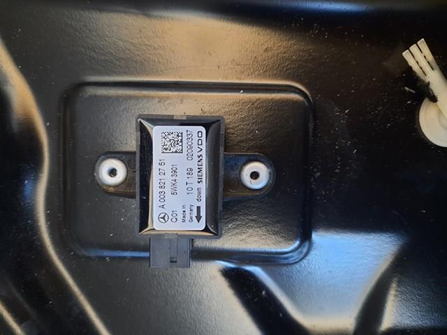 Датчик Ейрбег передній A0038212751 MERCEDES