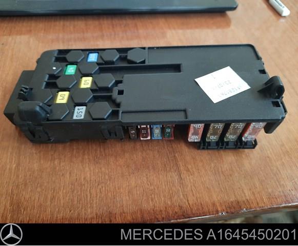 Корпус запобіжників A1645450201 MERCEDES