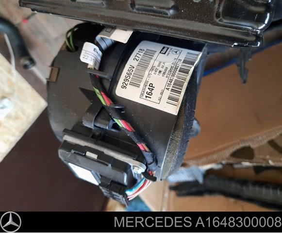 Мотор вентилятора пічки (опалювача салону), задній A1648300008 MERCEDES