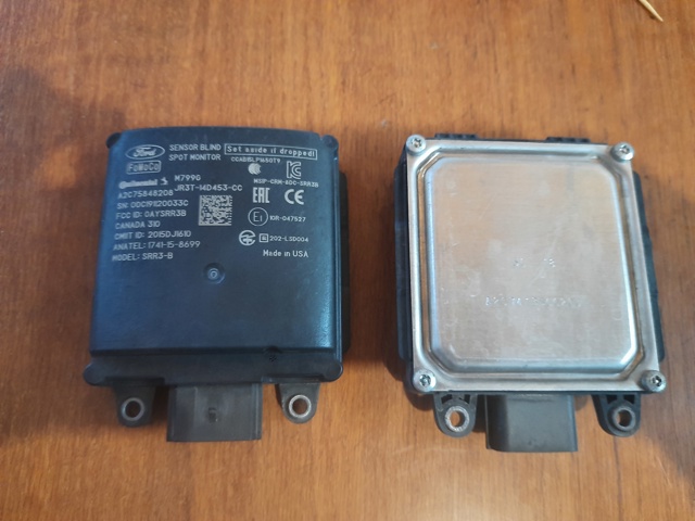 Датчик контролю мертвої зони, задній JR3T14D453CC FORD