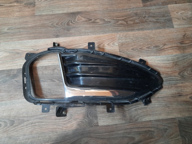 Заглушка ПТФ бампера переднього права KT4Z15266BA FORD