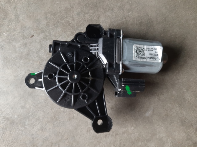 Мотор склопідйомника дверей передніх, правих LJ8Z9923394A FORD