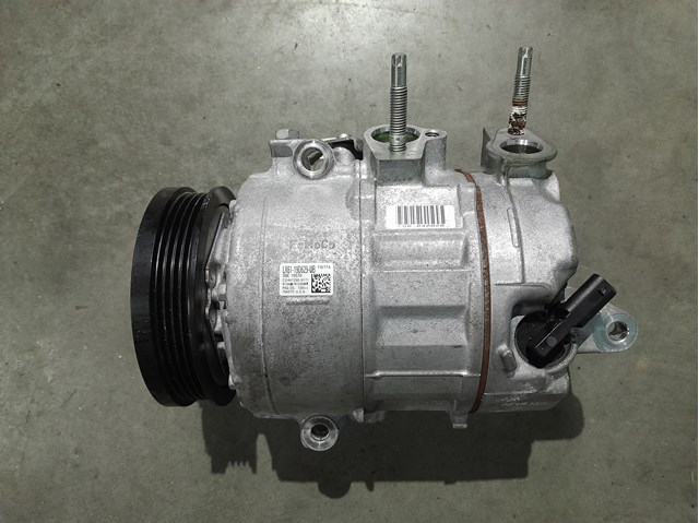Компресор кліматичної установки LX6Z19703B FORD