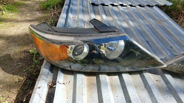 Фара комбінована, передня 921022P030 HYUNDAI