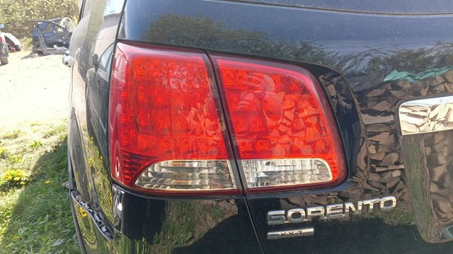 Задня ліва зовнішня фара 924012P120 HYUNDAI