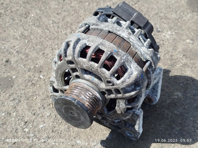 Генератор 231008593R RENAULT