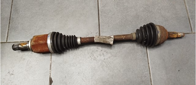 Привід лівий Рено Сандеро 2 STEPWAY