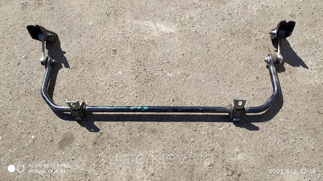 Стабілізатор задньої осі 562301270R RENAULT