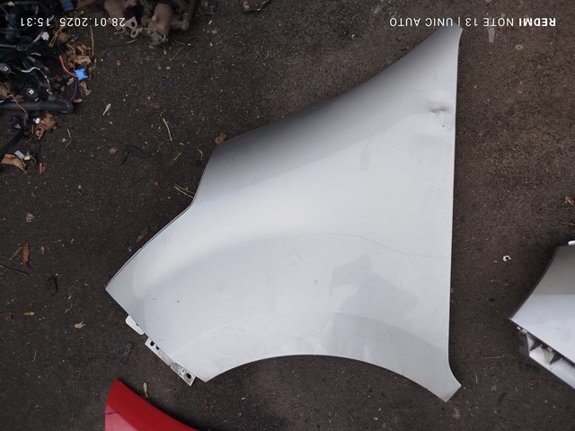 Бічна частина передня ліва 631013304R RENAULT