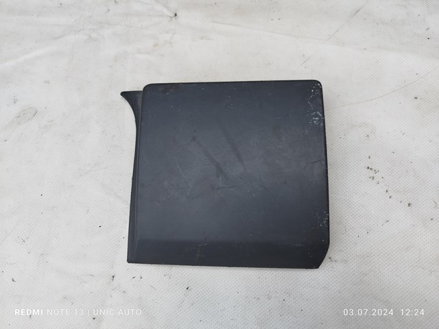 Накладка стійки кузова зовнішня, передня права 768185709R RENAULT