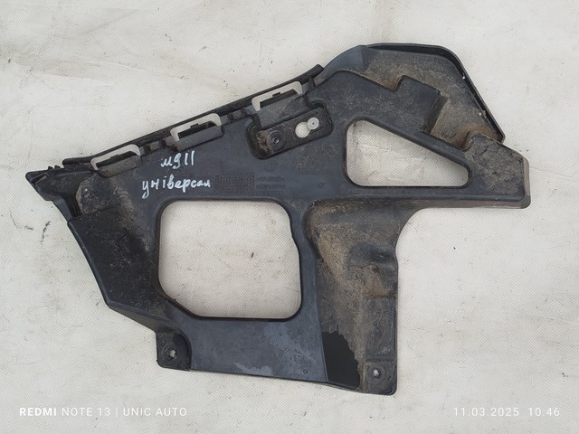 Кронштейн бампера заднього, лівий 8200146044 RENAULT