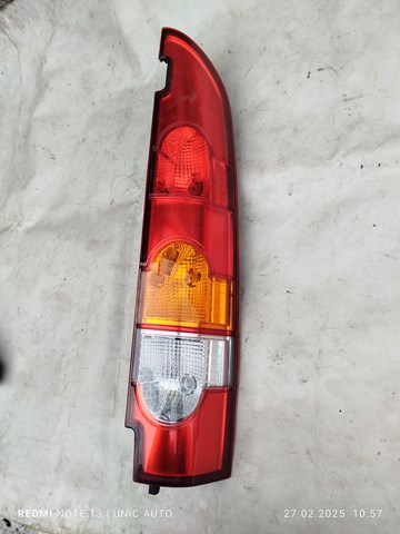 Задній правий стоп 8200150625 RENAULT