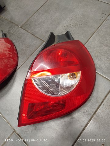 Задній правий стоп 8200459960 RENAULT