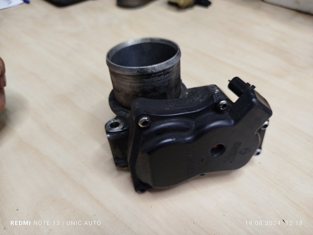 Дросільна заслінка в зборі 8200754913 RENAULT