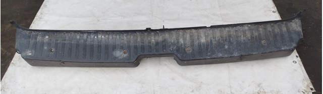 Бампер задній, центральна частина 850220029R RENAULT