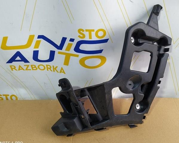 Кронштейн абсорбера заднього бампера, лівий 852233250R RENAULT