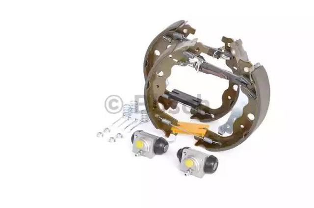 Гальма робочі задні ножні і гальмівні барабани 0204114197 BOSCH