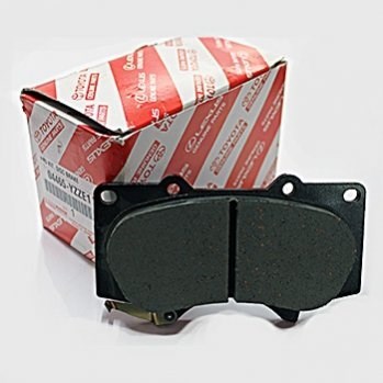 Тормозні колодки 04465YZZE1 TOYOTA