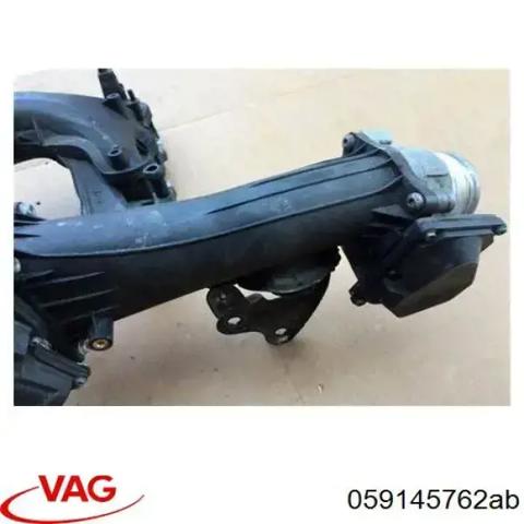 Патрубок дросельний 059145762AB VAG