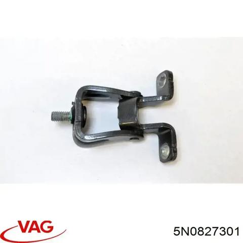 Петля задньої багажної, 3/5 -ої двері 5N0827301 VAG