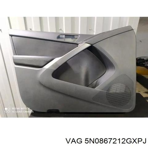 Картка задніх правих дверей 5N0867212GXPJ VAG