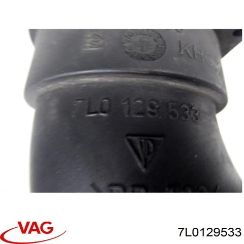Патрубок повітряний, вихід повітряного фільтра 7L0129533 VAG