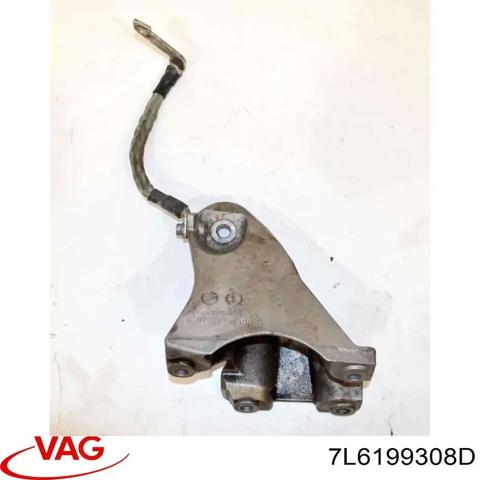 Кронштейн подушки (опори) двигуна, правої 7L6199308D VAG
