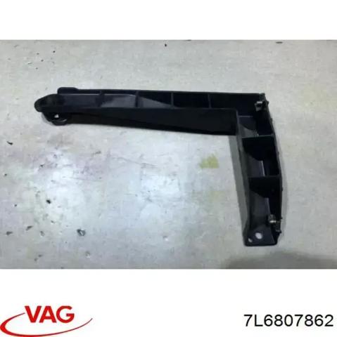 Кронштейн бампера заднього, правий 7L6807862 VAG