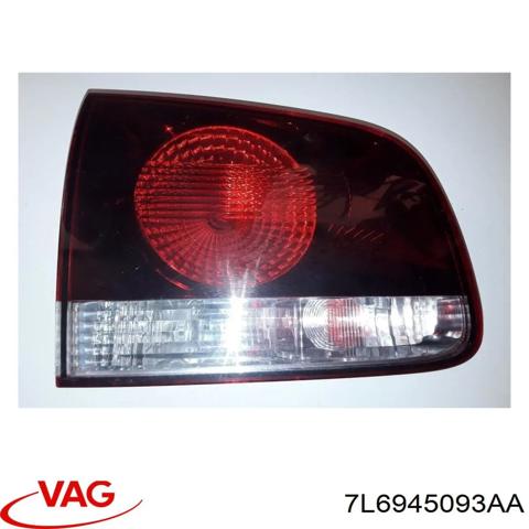 Задня ліва внутрішня фара 7L6945093AA VAG