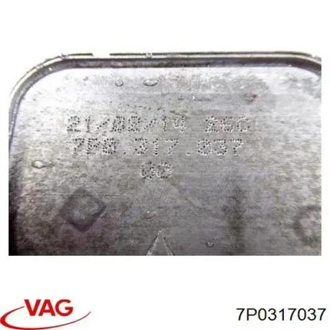 Радіатор охолодження, АКПП 7P0317037 VAG