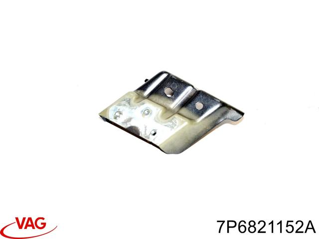 Кронштейн кріплення крила переднього правого, передній 7P6821152A VAG